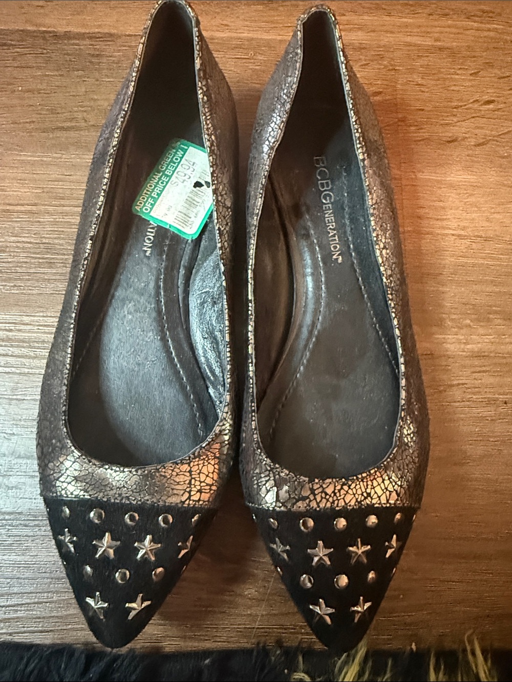 BCBGeneration Bronze Metallic Crackle Pointed Flats Black Studded Toe size 5.5B